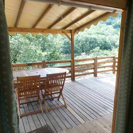 Chalet *